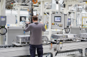 /uploads/posts/04f9ec79b3d55cf0d2bc962c657412a1e48a3a15/thumbnails/SKODA-AUTO-PHEV-Battery-production-02.png