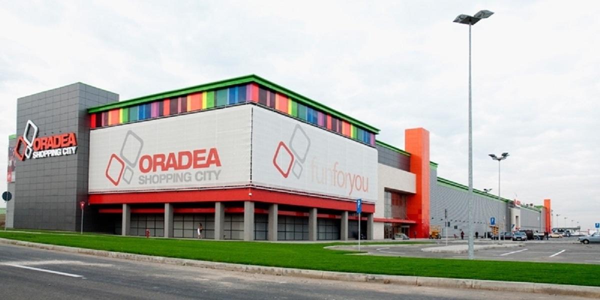 /uploads/posts/12f27e01f3033c5c745f39a34a683d380796efb2/images/Oradea-Shopping-City-se-inchide.jpg