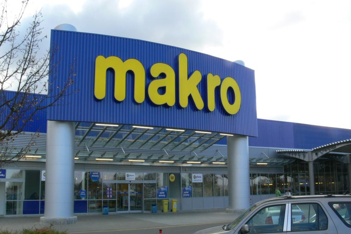 /uploads/posts/13b2ff6b3572b870337f29674c18b20150febd5c/images/Makro_prodejna.png