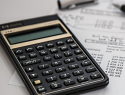 /uploads/posts/2a499ef7bdf6b52f71bb1c8cb757f08e371c8a15/thumbnails/calculator.png