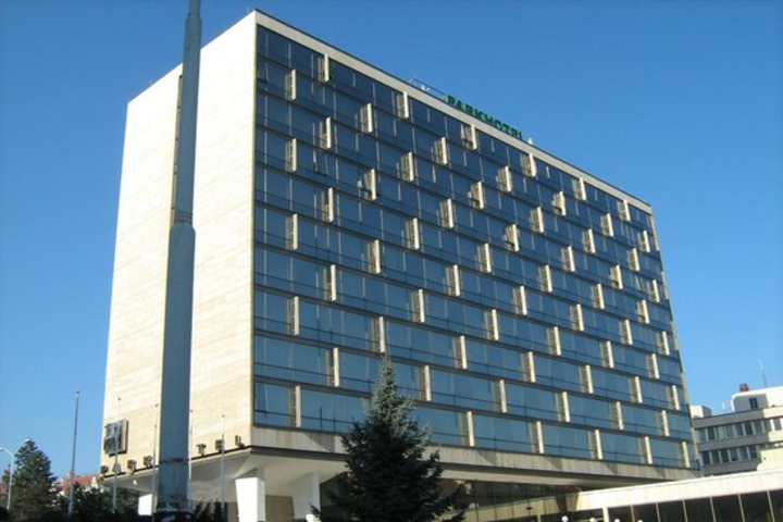 /uploads/posts/2a6737d5042430288981e9dfba1a2ac1435ef0e2/images/parkhotel-praha.png