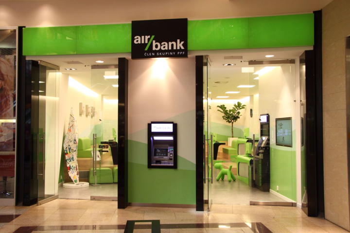 /uploads/posts/2ef41656354ee5fb6fb0d644e74270d248479e35/images/airbank.png