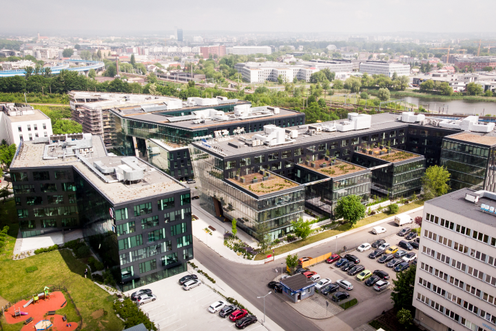 /uploads/posts/4ed8f454a14a3f1f849a7c070ca7811cd39920d0/images/Equal_Business_Park_Aerial_1.png