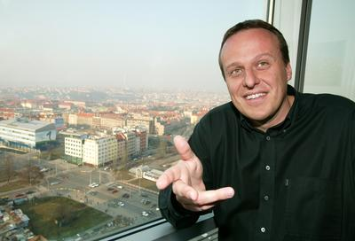 /uploads/posts/565828a96ce025aa9366c55258e2f4f6b18c0544/images/dusan-kunovsky-491c2f8a9a86d.png