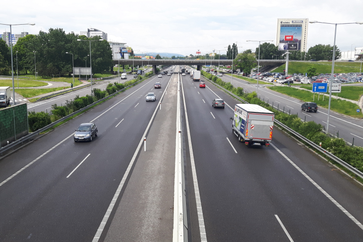 /uploads/posts/6a0b51190273da5cf8ef2dd39fecb6a2a1c4db3c/images/trucks2.png