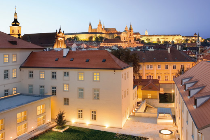 /uploads/posts/71e56999f0718f643ff2acc19668157a1ac32598/images/prague-hotel-mandarin-oriental-2.png