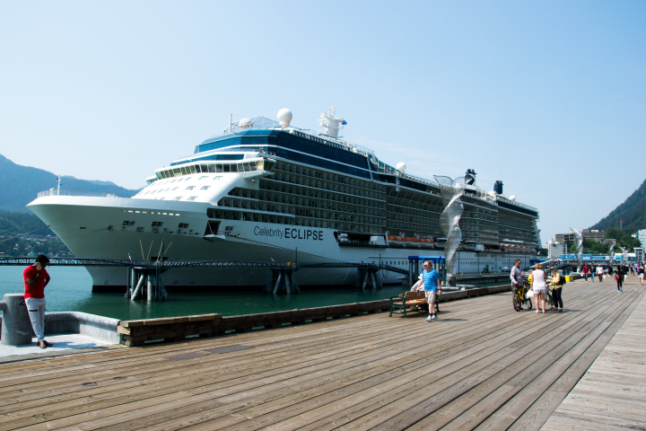 /uploads/posts/9e01348c26eac16054fbdabfc7eef9bd32f8ae1d-cs/images/CruiseHship.png
