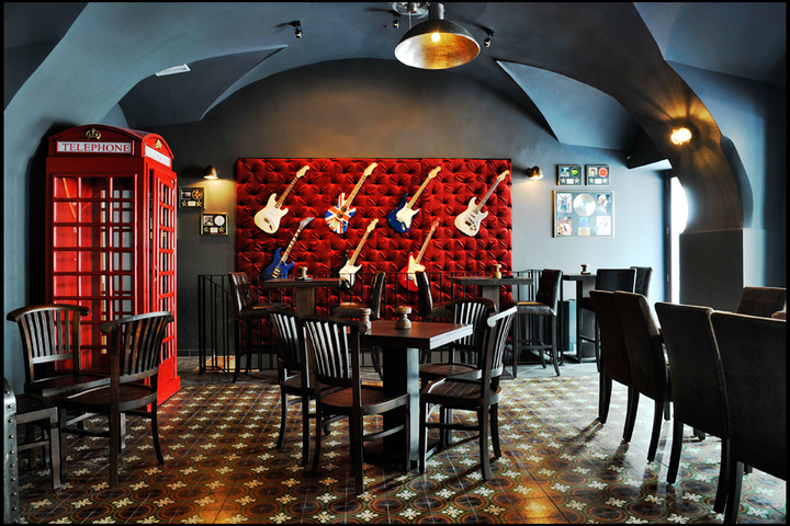 /uploads/posts/ad05560a8e1be27027893b14c510571d8e7eec1a/images/Barrock_Bratislava.png