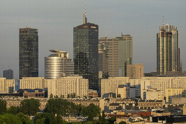 /uploads/posts/bd761b733b275680bb6f32243563d4d76e16a56e/images/warsaw-4258837__340.png