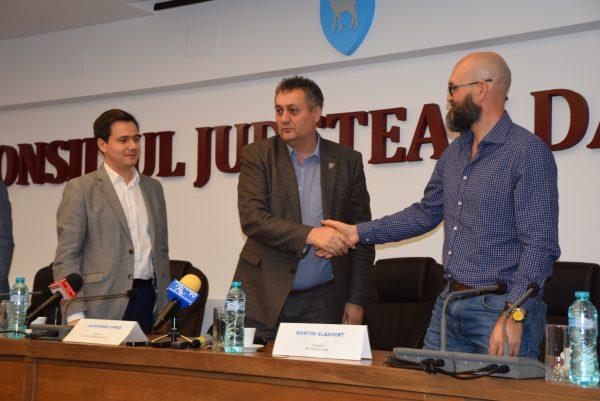 /uploads/posts/c526c26930f26c7556efcb64bfafbd711d3052be/images/targoviste.jpg