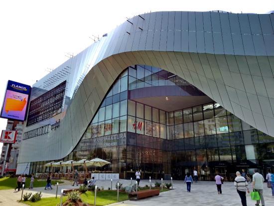 /uploads/posts/ce89ac644cfc85ba4346ebb912920af013b1cc7a/images/megamall.jpg