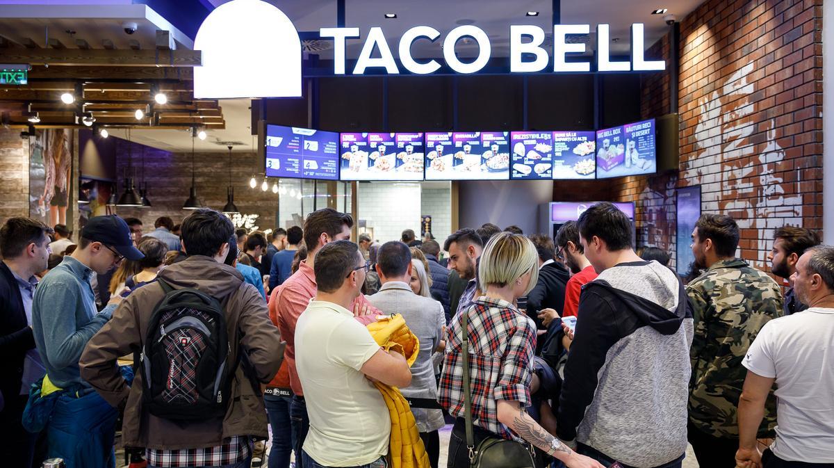 /uploads/posts/f1747435b9b70c8bda70fae5f5605aaafbe5d969/images/Taco-Bell-Opening-Bucharest-1.jpeg
